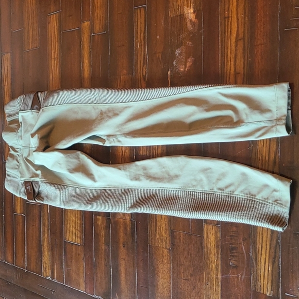 Nike army green Aero Adapt ribbed leggings size XS - Picture 4 of 13